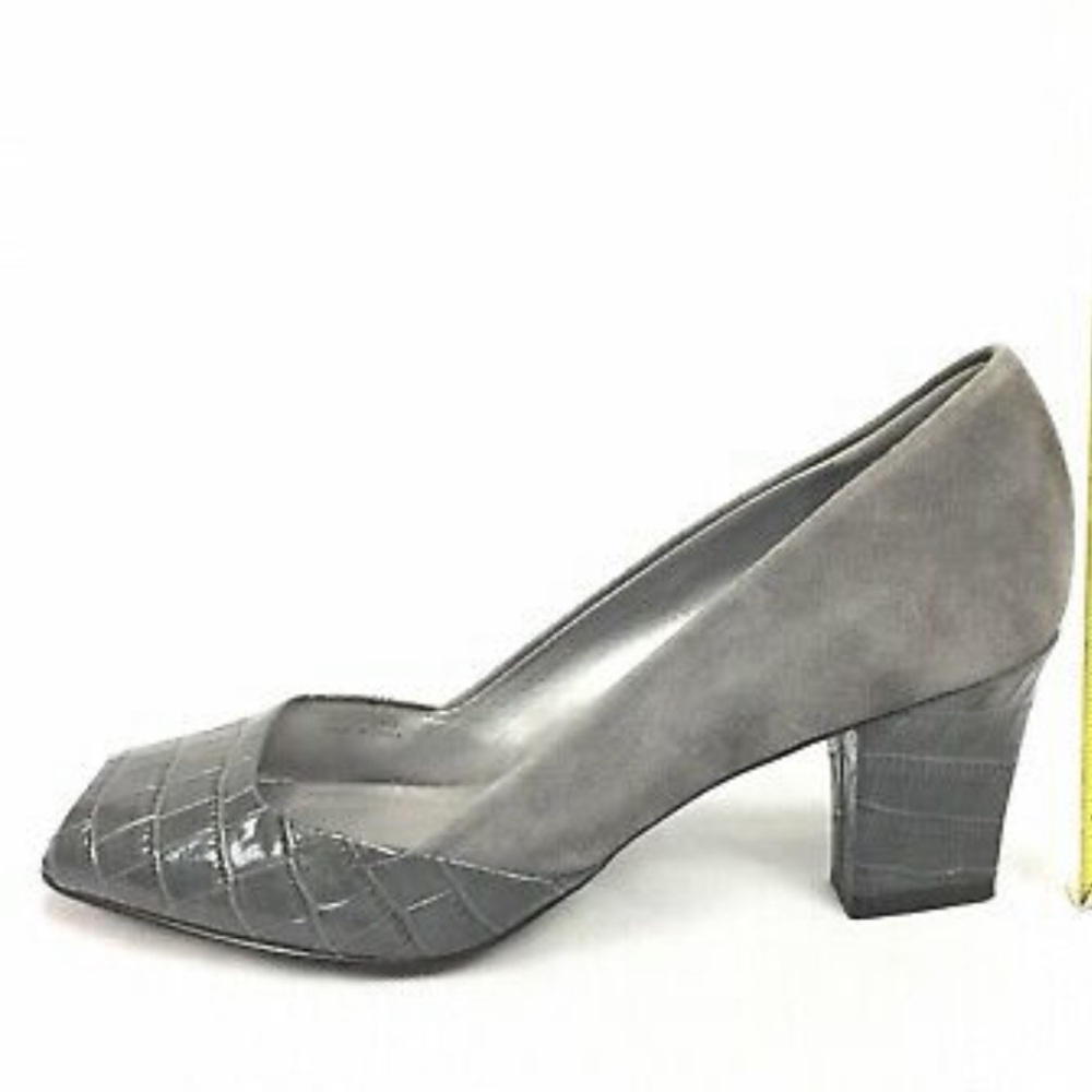Tahari Lindsey Leather Suede Textured Peeptoe heel